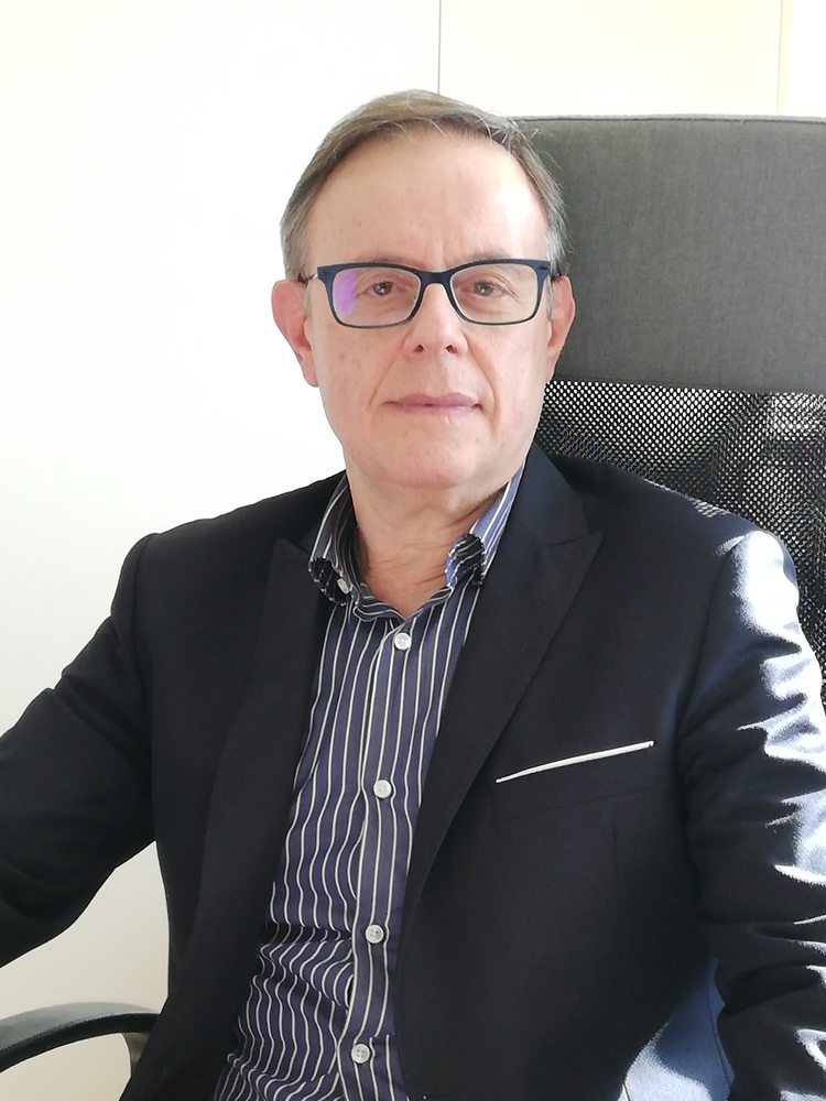 意法半導體新材料和電源解決方案部創(chuàng )新和關(guān)鍵項目戰略營(yíng)銷(xiāo)總監Filippo Di Giovanni.jpg